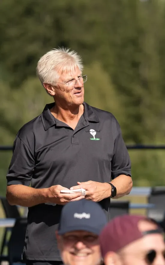 Henning fikk longest drive med 240m